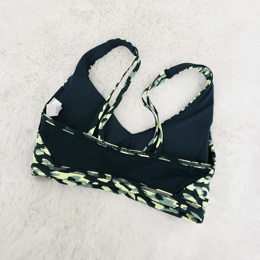 OFFLINE By Aerie 🪲 Goals Plunge Sports Bra SIZE S - Picture 8 of 8